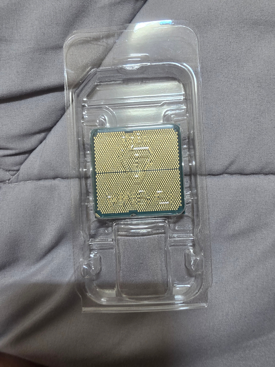 AMD 라이젠5 7500F CPU 이미지