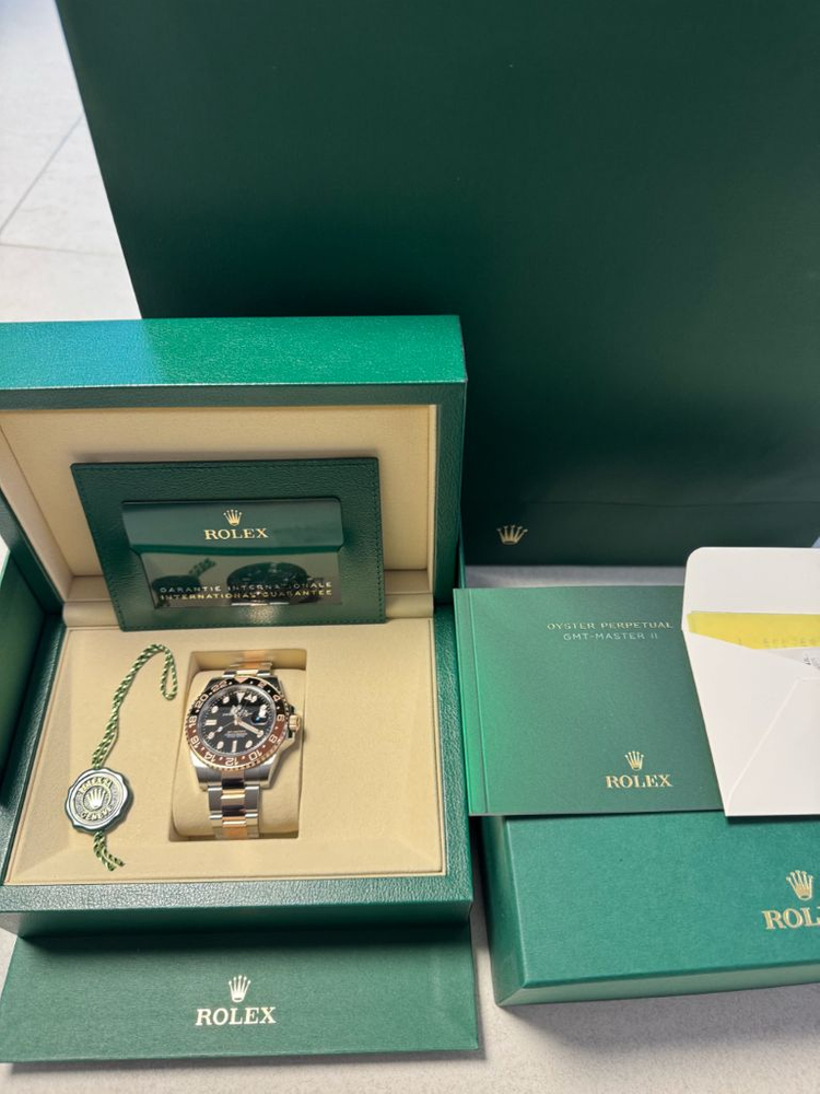 [미착용] 롤렉스 GMT-Master II 루트비어 콤비 팝니다 이미지