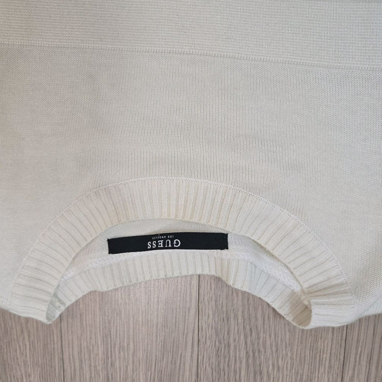 게스 니트 맨투맨 이미지