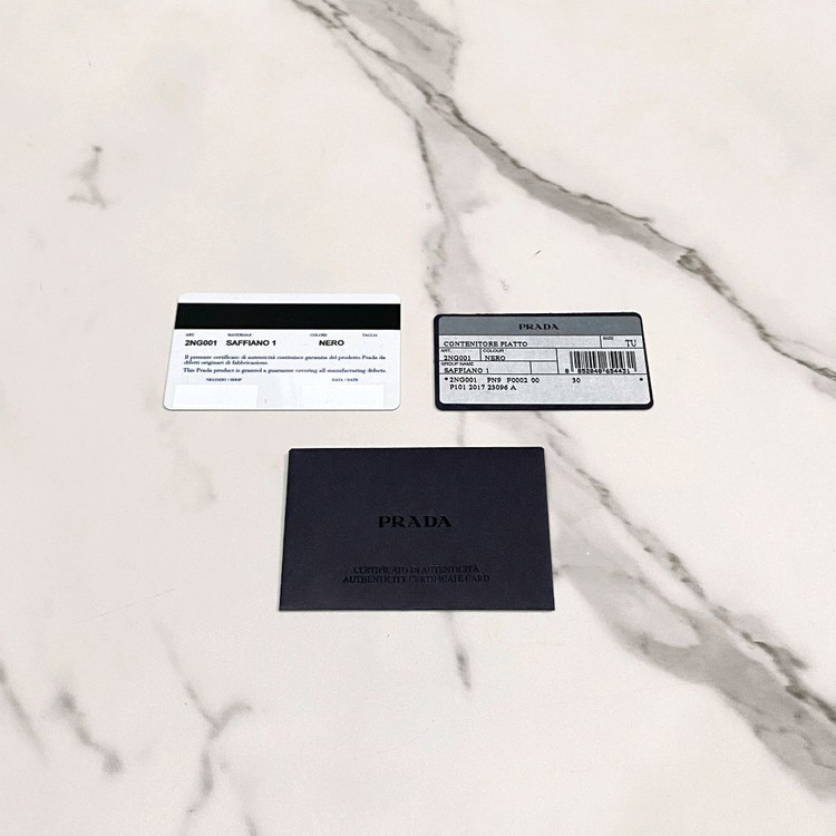 거의새것 프라다 사피아노 레더 삼각로고 클러치백 남성 가방 2NG001 이미지