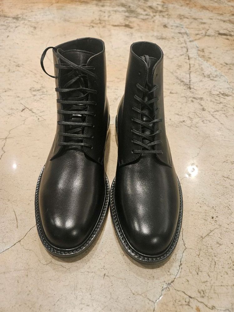 생로랑 아미 20 레이스업 남성 부트 미착용 새상품 사이즈 40 이미지