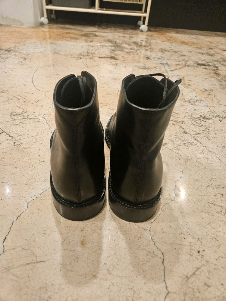 생로랑 아미 20 레이스업 남성 부트 미착용 새상품 사이즈 44 이미지