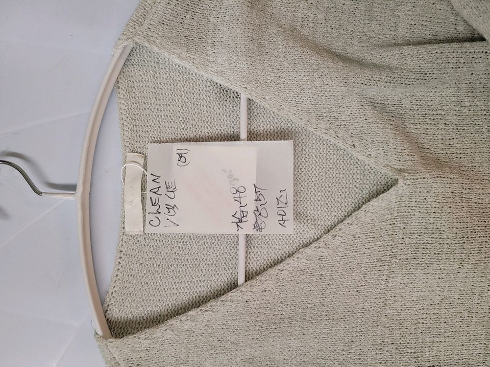 CLEN 얇은 V넥 니트 여성 이미지