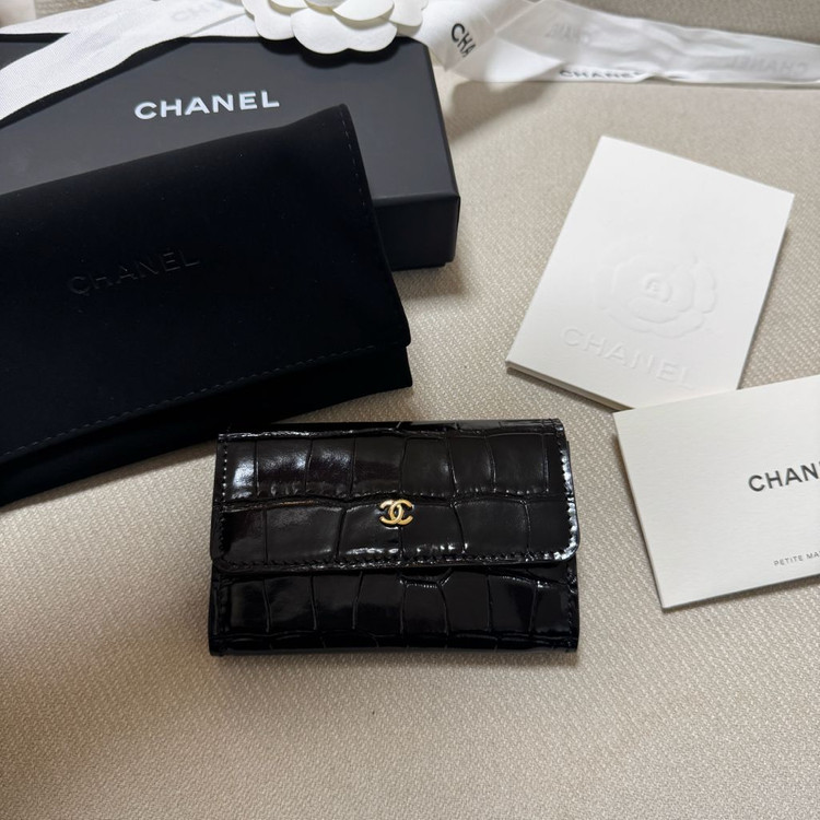 샤넬 크로커다일 악어 똑딱이 카드지갑 새제품 이미지
