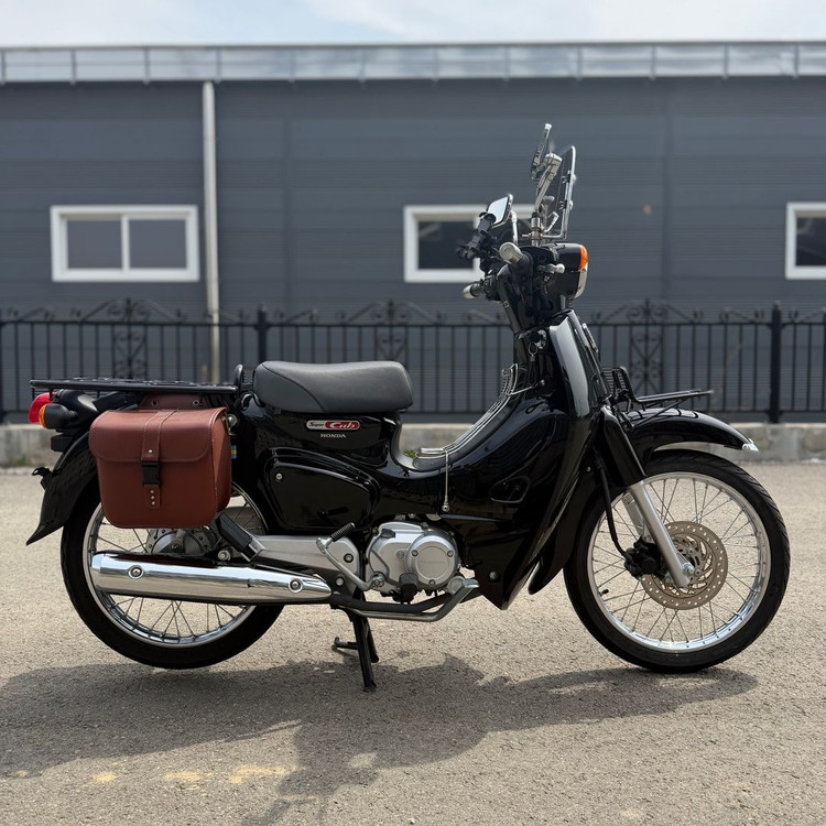 혼다 슈퍼커브110 23년식 짧은 키로수 준튜닝 저렴하게 판매합니다! 이미지