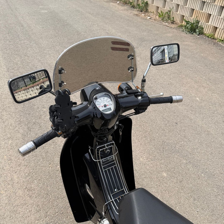 혼다 슈퍼커브110 23년식 짧은 키로수 준튜닝 저렴하게 판매합니다! 이미지