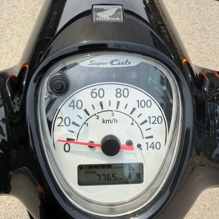 혼다 슈퍼커브110 23년식 짧은 키로수 준튜닝 저렴하게 판매합니다! 이미지
