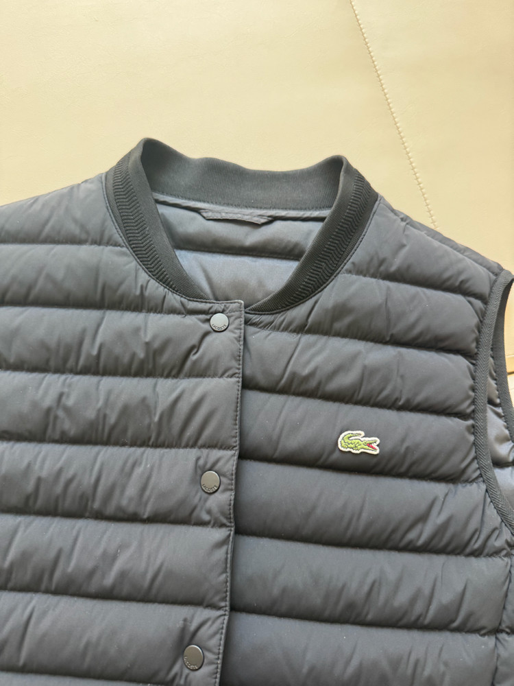 라코스테 패딩 조끼 블랙 이미지