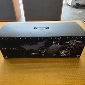 핫토이 배트포드 피규어 이미지