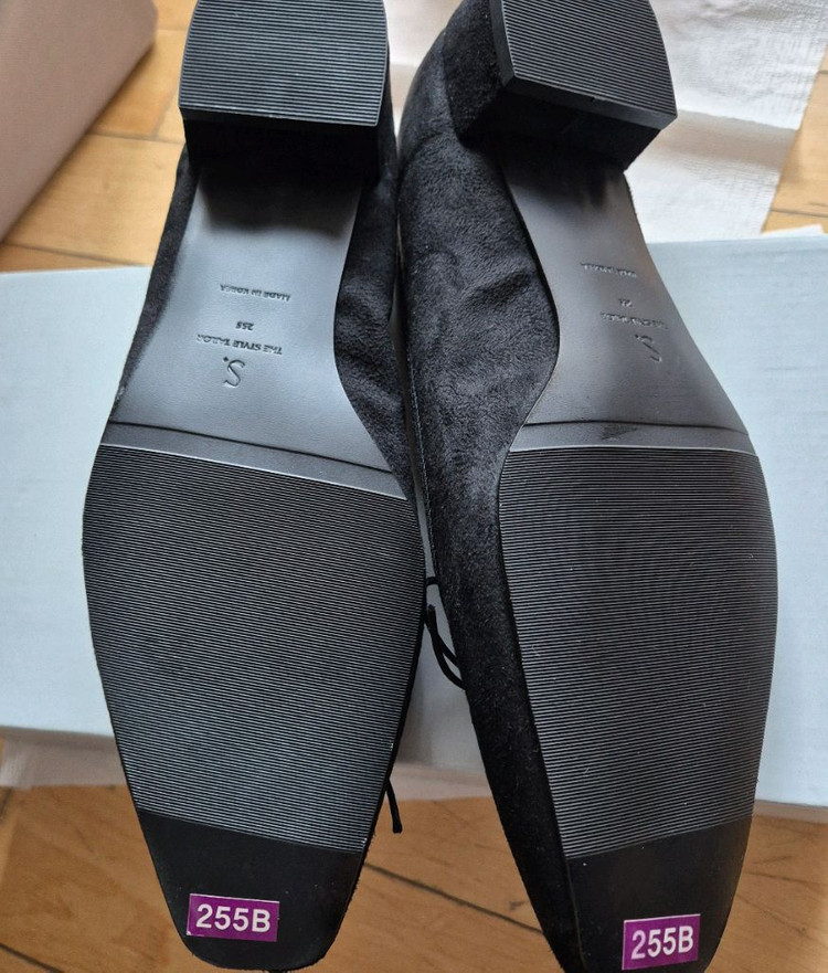 새상품 사뿐 플루니 리본 플랫슈즈 블랙 255 이미지