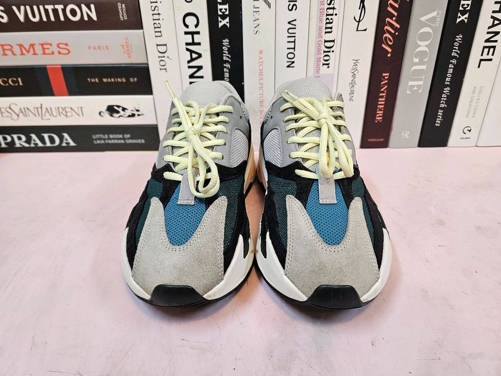 아디다스 이지700 남성 스니커즈 운동화 275 이미지