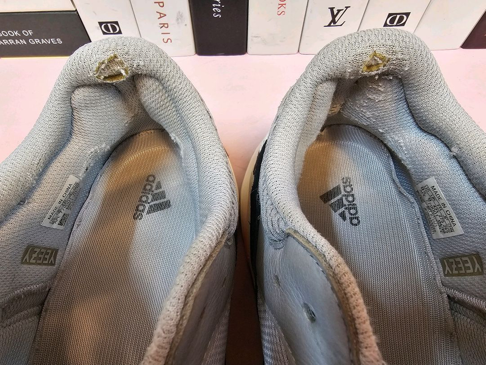 아디다스 이지700 남성 스니커즈 운동화 275 이미지