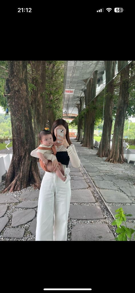 프릴 뷔스티에 이미지