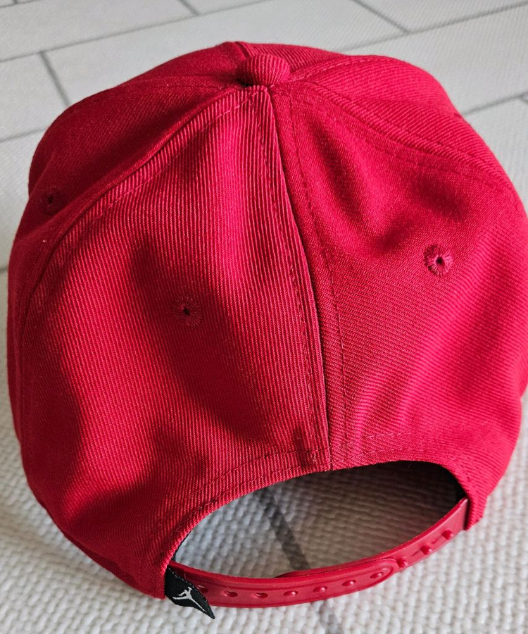 조던 YOUTH 빨간색 스냅백 모자 이미지