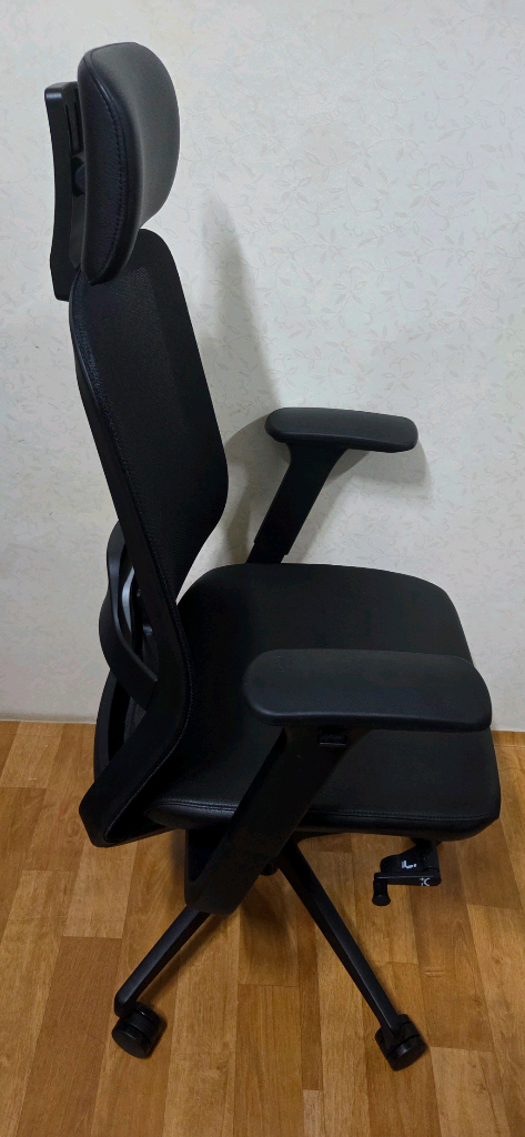 파트라 라보 코어 컴퓨터 사무용 학생 직장인 고시 수능 고급 의자 이미지