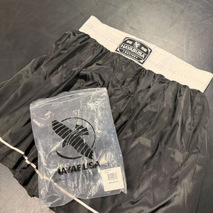 [새상품] 하야부사(Hayabusa) 프로 복싱 쇼츠 - 블랙 (2XL) 이미지