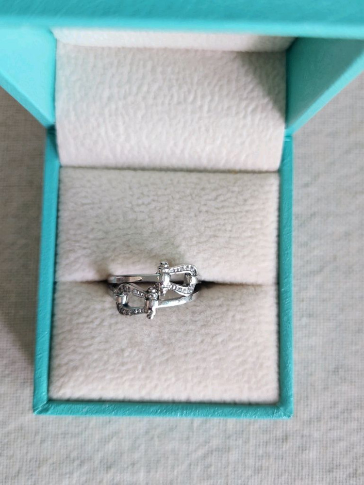 18k화이트애끼반지 이미지