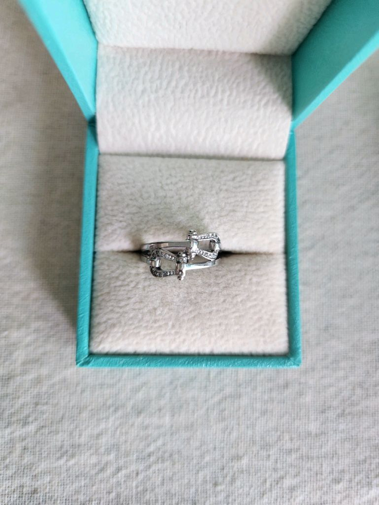 18k화이트애끼반지 이미지