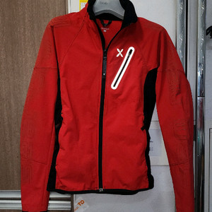 몬츄라 여성자켓 55/ 아크테릭스 여성 LT집업등 이미지