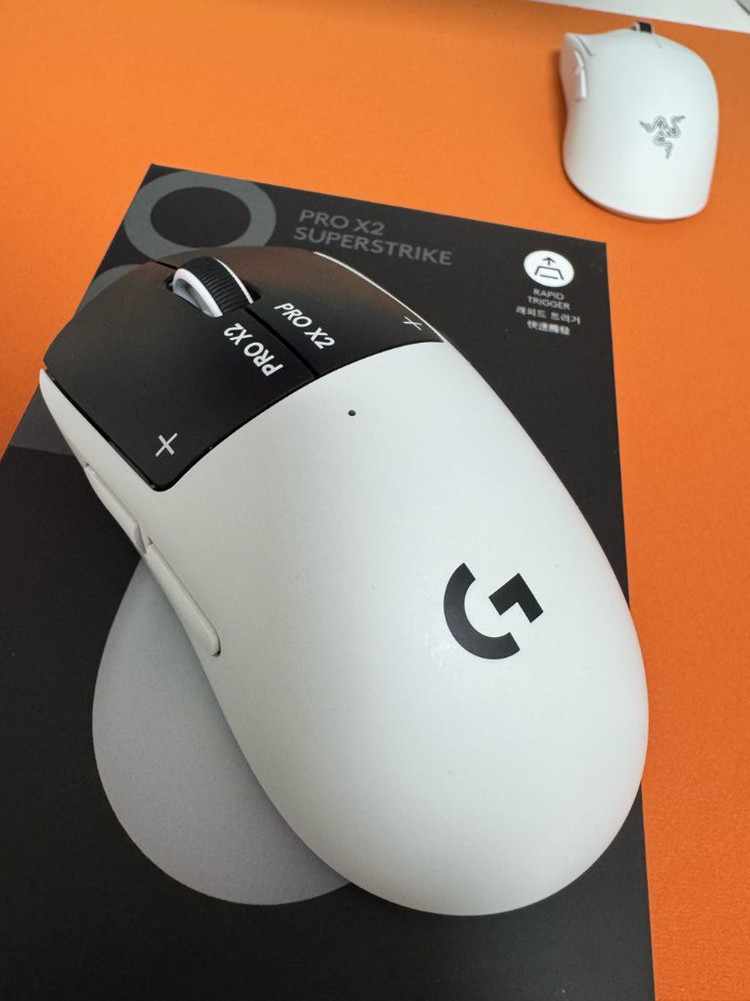 지프로 슈퍼스트라이크 지슈스 팝니다. 이미지