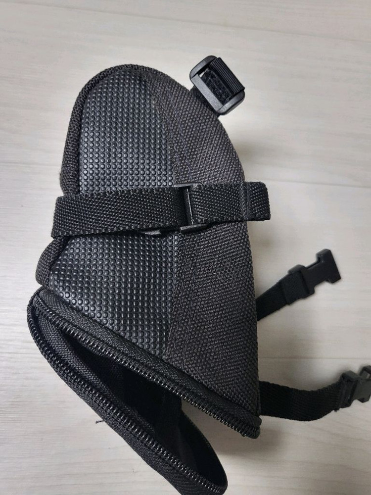 상태A급 토픽 에어로 웨지팩 자전거 안장가방 마이크로 사이즈 팝니다. (택포1.3만) 이미지