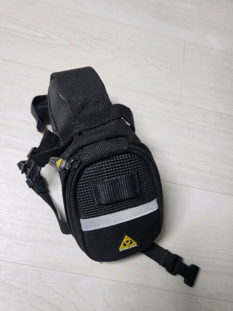 상태A급 토픽 에어로 웨지팩 자전거 안장가방 마이크로 사이즈 팝니다. (택포1.3만) 이미지