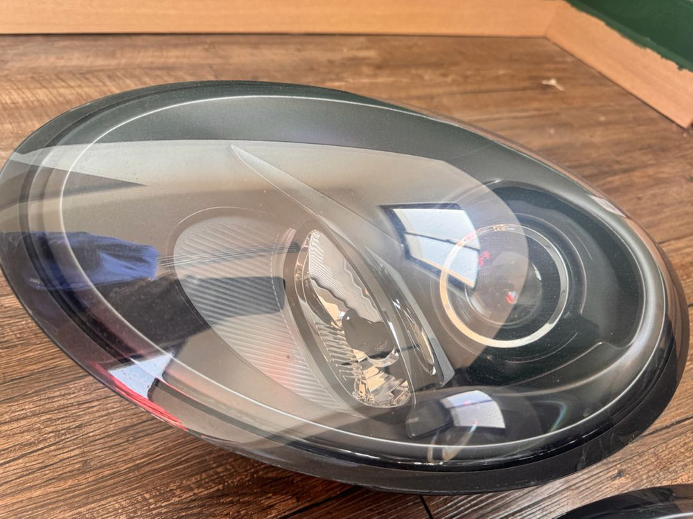 911 타르가 4 gts 991.1 전조등 세트 이미지