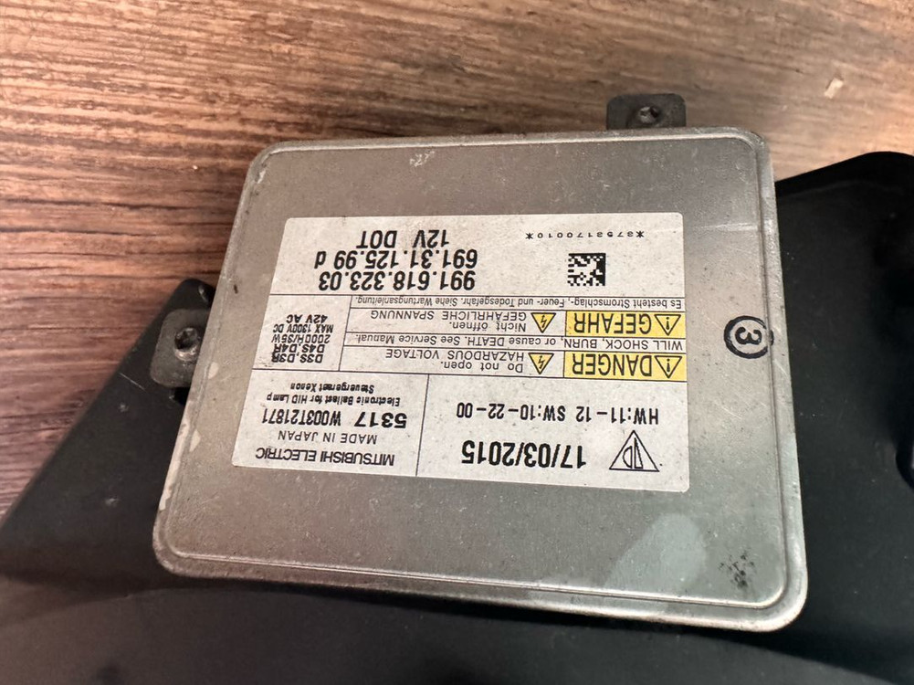 911 타르가 4 gts 991.1 전조등 세트 이미지