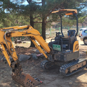 현대 미니 굴삭기 R17 2016년식 2000시간 가동 버켓4종, 브레이커 포함 판매~! 이미지