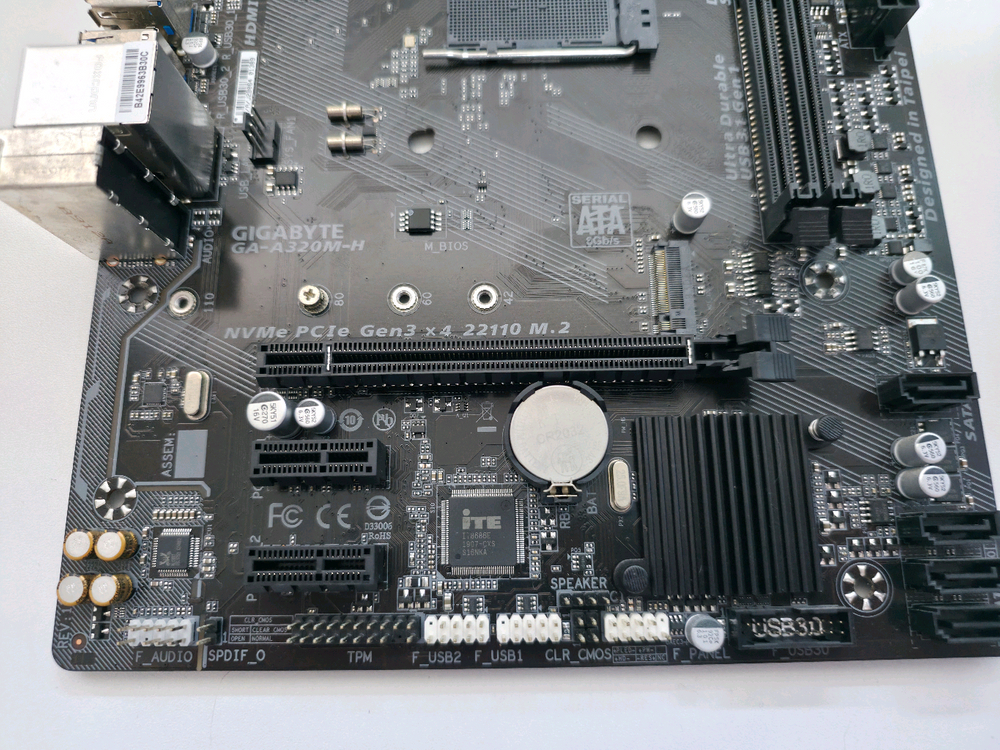 AMD 메인보드 ASROCK A520M-HDV / GIGABYTE A320M-H 일괄 이미지