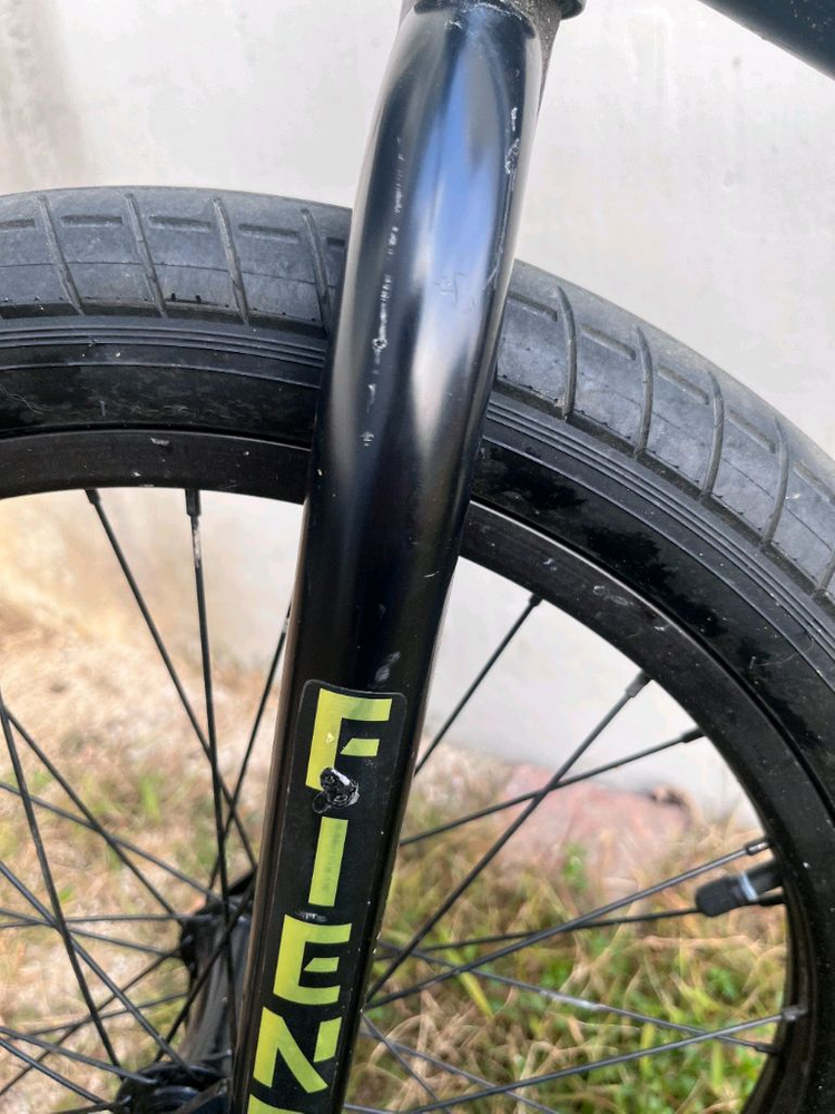 BMX 자전거 핀드 이미지