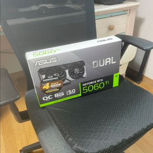 지포스 RTX 5060 Ti OC 8GB 그래픽카드 이미지