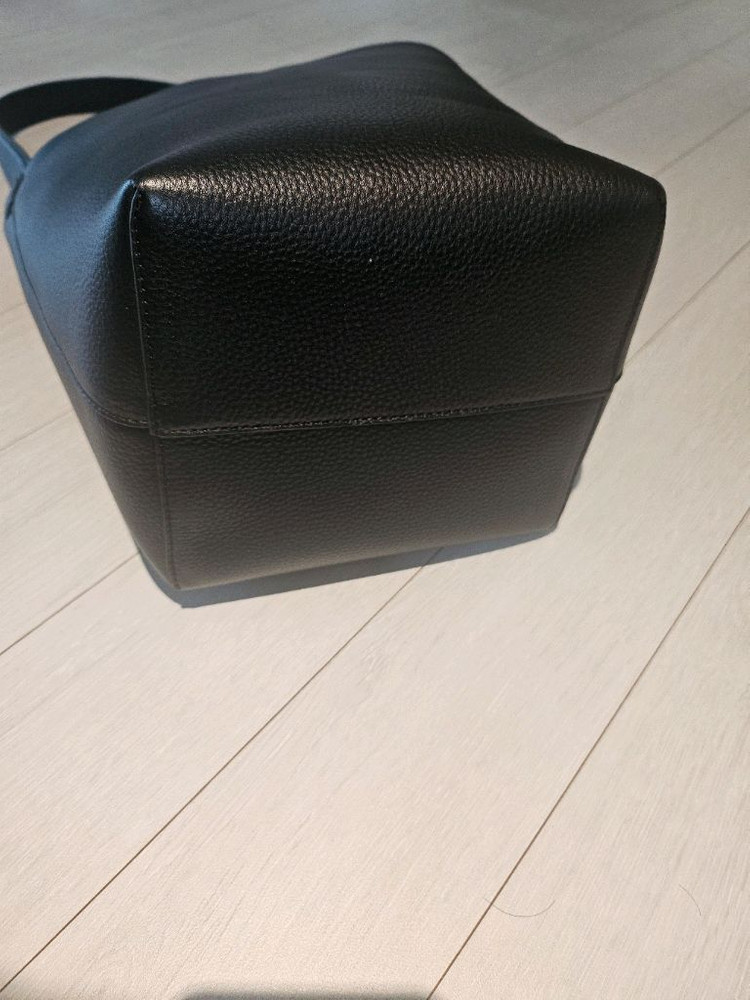 더로우 파크백 미듐 블랙 이미지