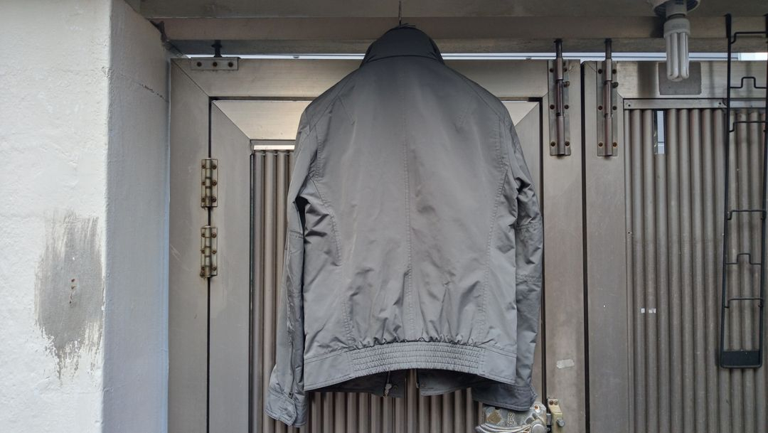 우영미 솔리드옴므 바람막이점퍼 90호 새상품수준 이미지