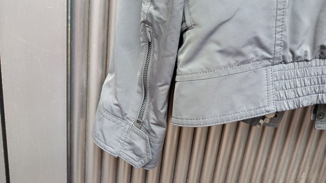 우영미 솔리드옴므 바람막이점퍼 90호 새상품수준 이미지