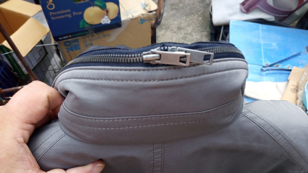 우영미 솔리드옴므 바람막이점퍼 90호 새상품수준 이미지