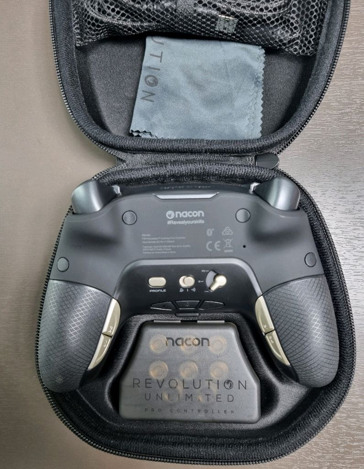 나콘 레볼루션 언리미티드(ps4, pc) 콜오브듀티 한정판 이미지