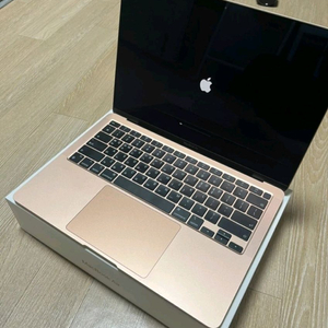 애플 맥북 에어 m1 로즈골드 8g 256g 이미지