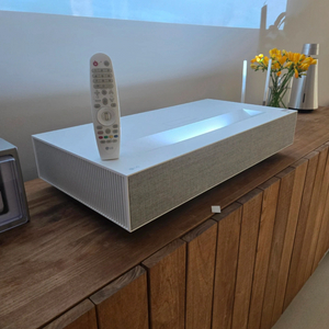 LG 시네빔 레이저 4K 프로젝터 HU85LA 이미지