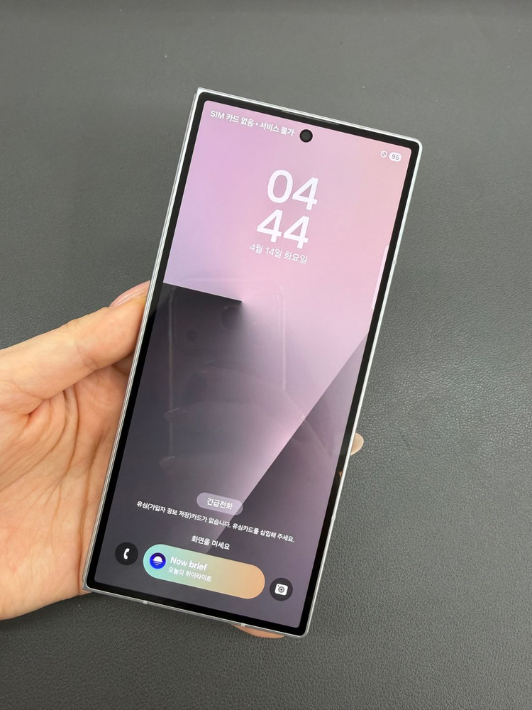 [대전 중고폰] 갤럭시 Z폴드7 256GB 실버 / SS급 / 실물촬영 / 매장운영 410112 이미지