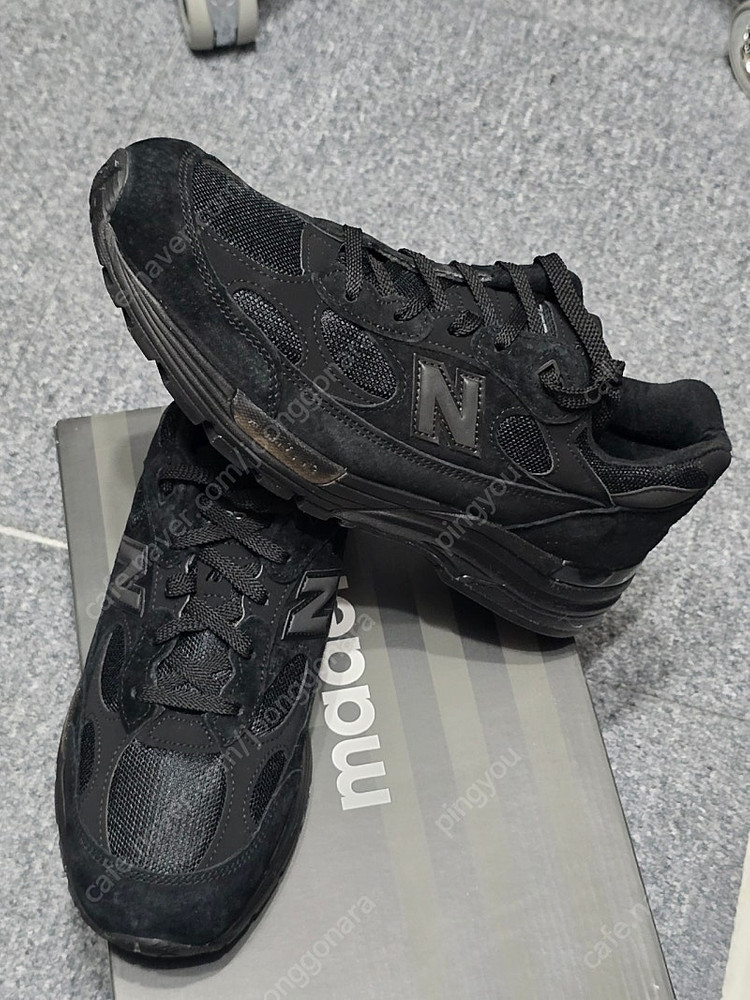 뉴발란스 992 트리플블랙(M992EA) 미사용 이미지