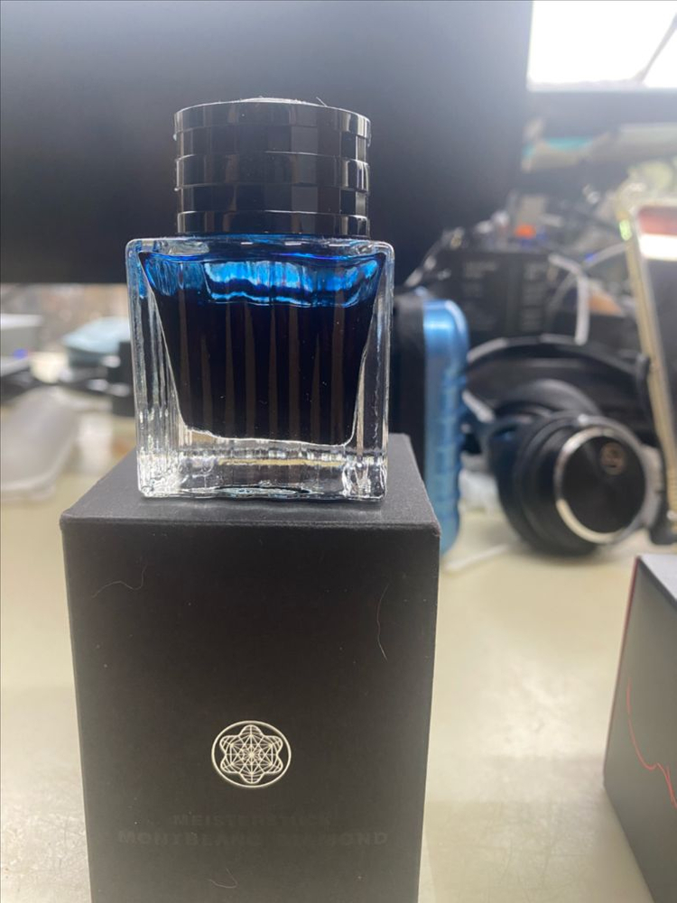 몽블랑 한정잉크 이미지