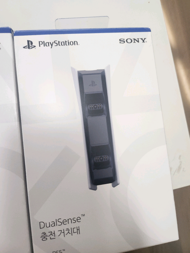 듀얼센스 화이트 정품패드충전거치대 일괄판매 이미지