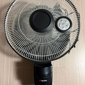 캠핑용 신일 접이식 선풍기 판매합니다 이미지