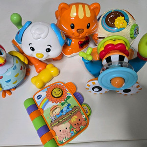아기장난감 일괄 꼬꼬맘 유키두달팽이 브이텍강아지 브이텍고양이 브이텍사운드북 브이텍깜짝볼 이미지