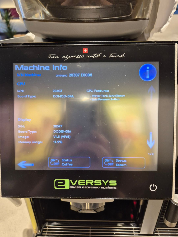 에버시스 E4카페용 커피머신 세트 이미지