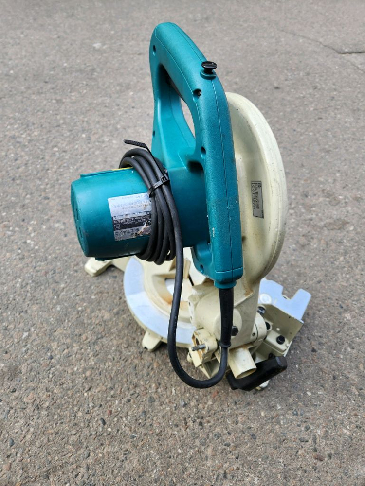 일제 마끼다 45도 각도절단기 10인치 이미지