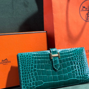 정품 에르메스 베안 장지갑 와니 헐크 금장 이미지