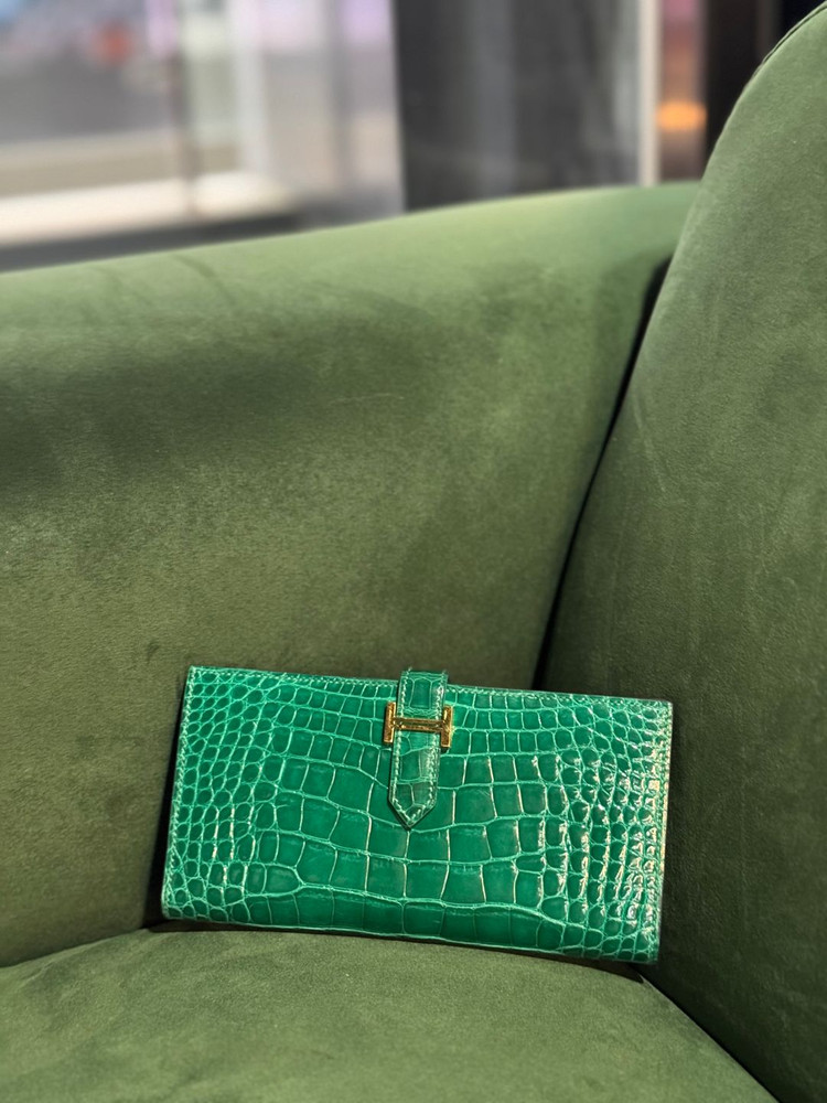 정품 에르메스 베안 장지갑 와니 헐크 금장 이미지