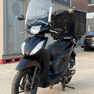 혼다 비전110 22년식 5천키로대 저렴한 가격에 판매합니다 이미지